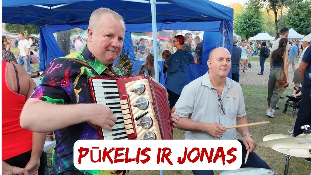 Pūkelis ir Jonas Daugų Mindauginių šventėje