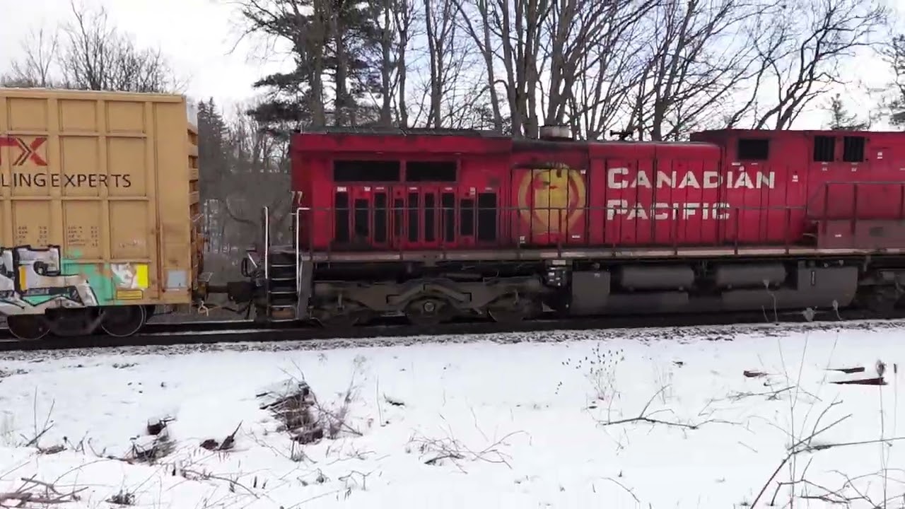 CPKC 239 Westbound with 9777 ex777 trailing mile 59 on the Galt sub