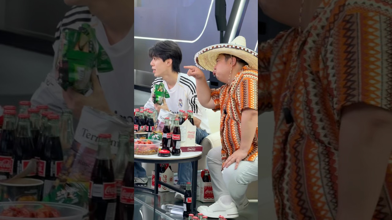 You&rsquo;re Ryan&lsquo;s assistant. He&rsquo;s live right now#trump #china #mexico #coke #live