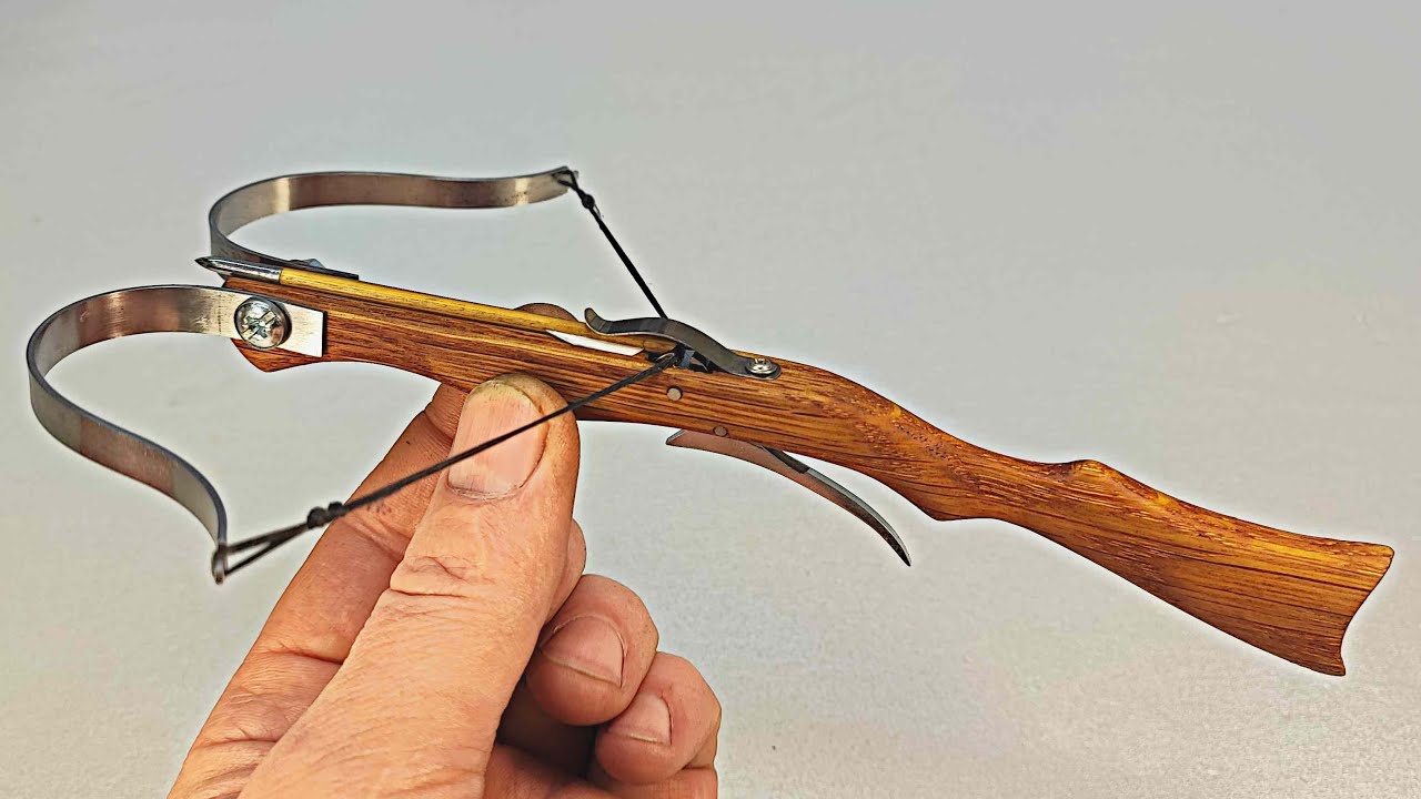 A very simple crossbow. Mini replica. Homemade