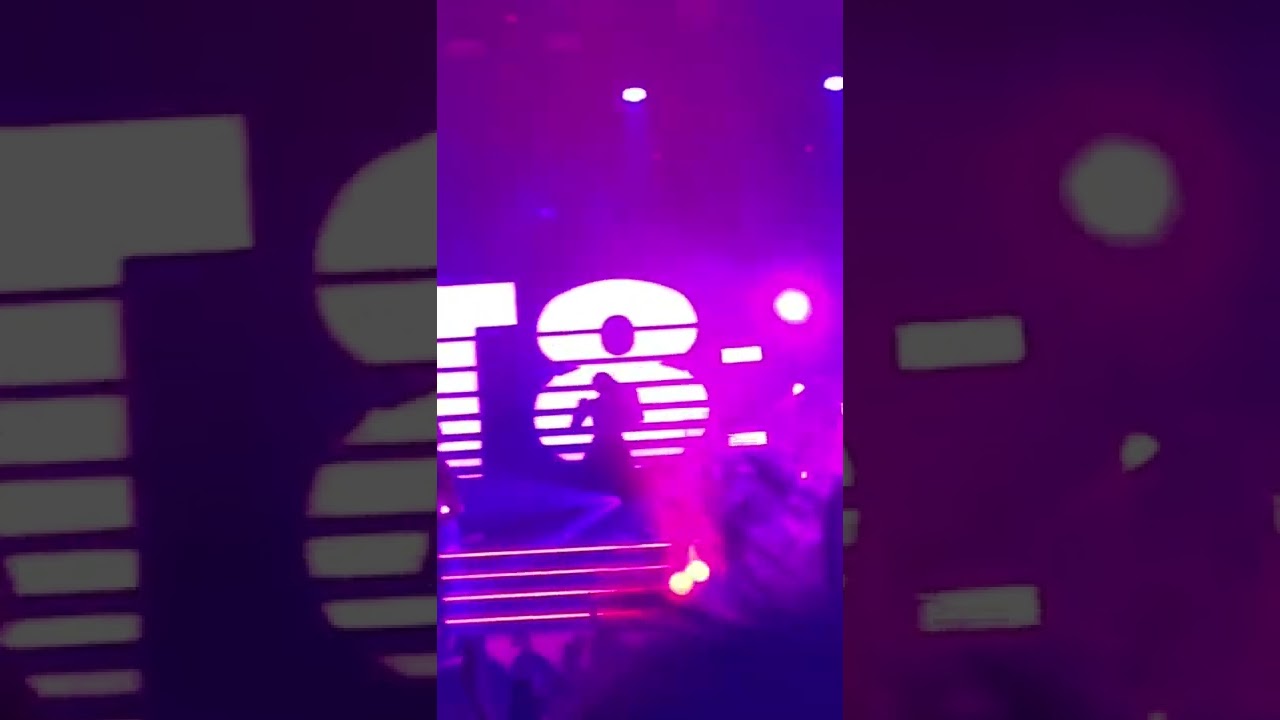 Tate McRae - You Broke Me First (Live in Montréal @ Corona Theatre, North American Tour 2022)