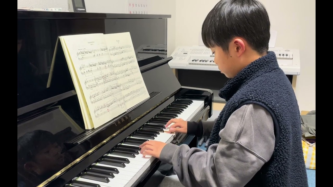 無邪気　　ブルクミュラー25の練習曲より