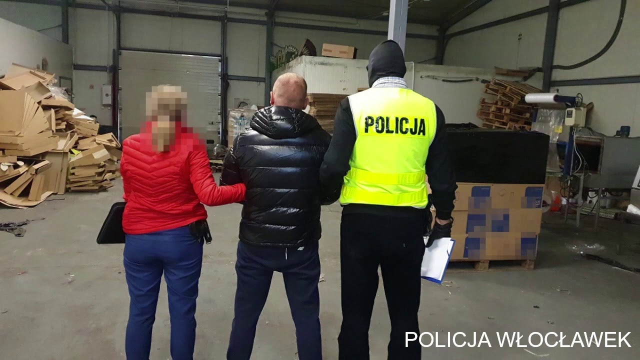 Włocławscy policjanci zlikwidowali nielegalną fabrykę papierosów