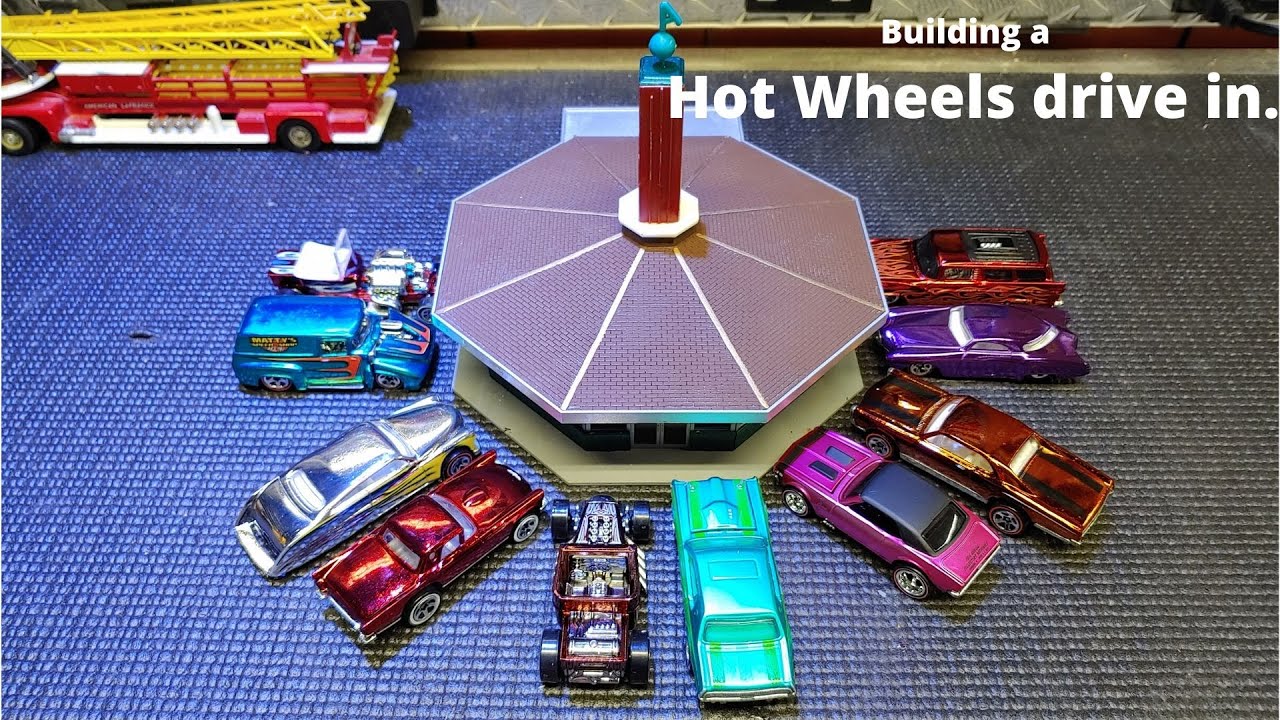 Building a Hot wheels drive in  Walthers drive in
