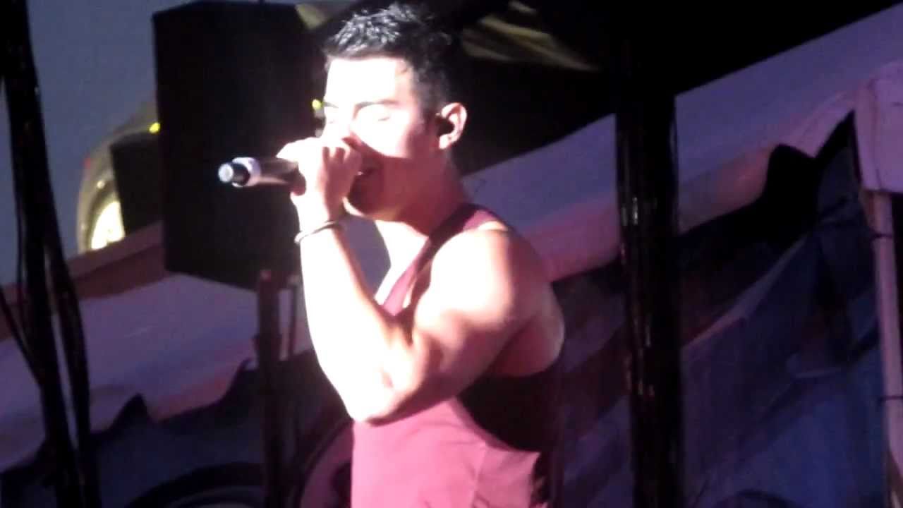 See No More Joe Jonas at B96 Summer Bash