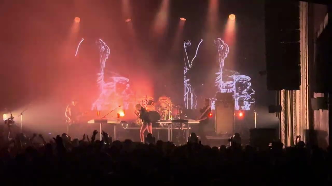 Metric - Stadium Love Live at @MTelus Montreal summer 2025