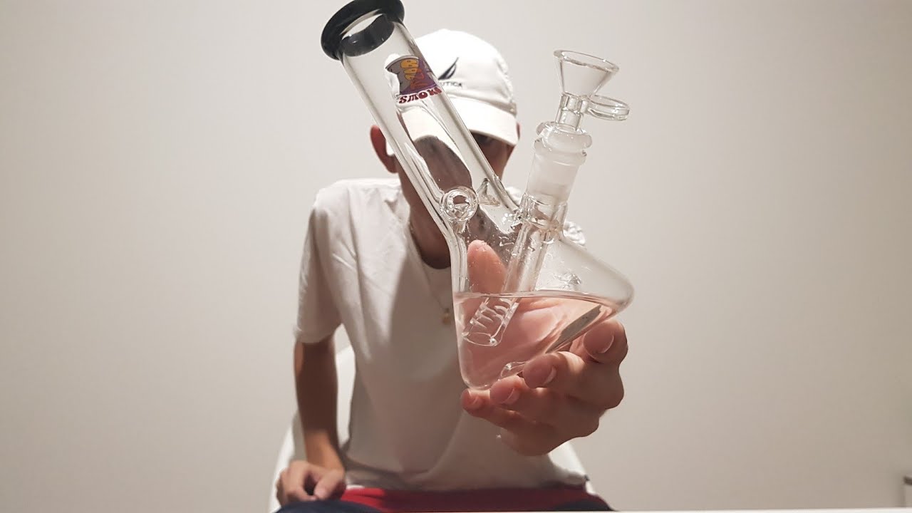 Bonk Smoke Beaker Bong Review