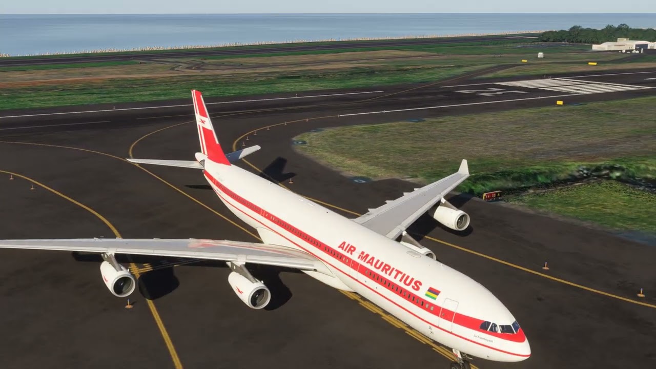 A340-300 Air Mauritius - Approach and landing on Reunion Island