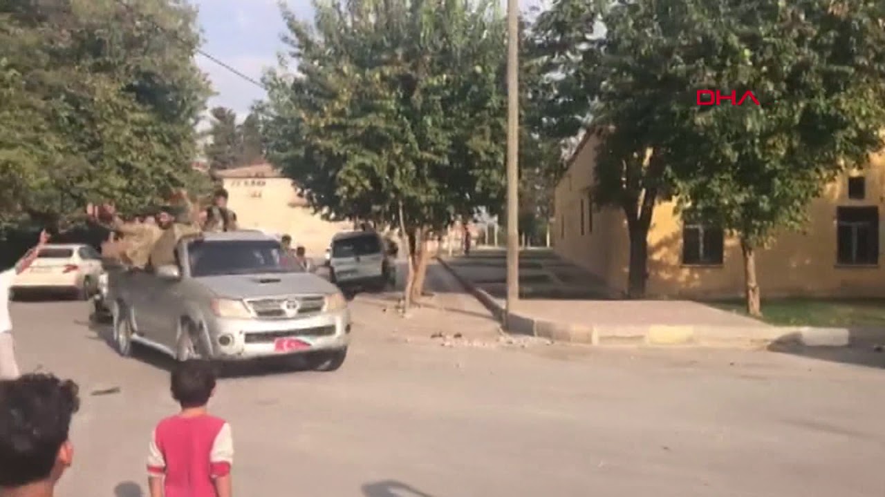 Suriye’nin Tel Abyad kentine SMO askerlerinin geçişi devam ediyor