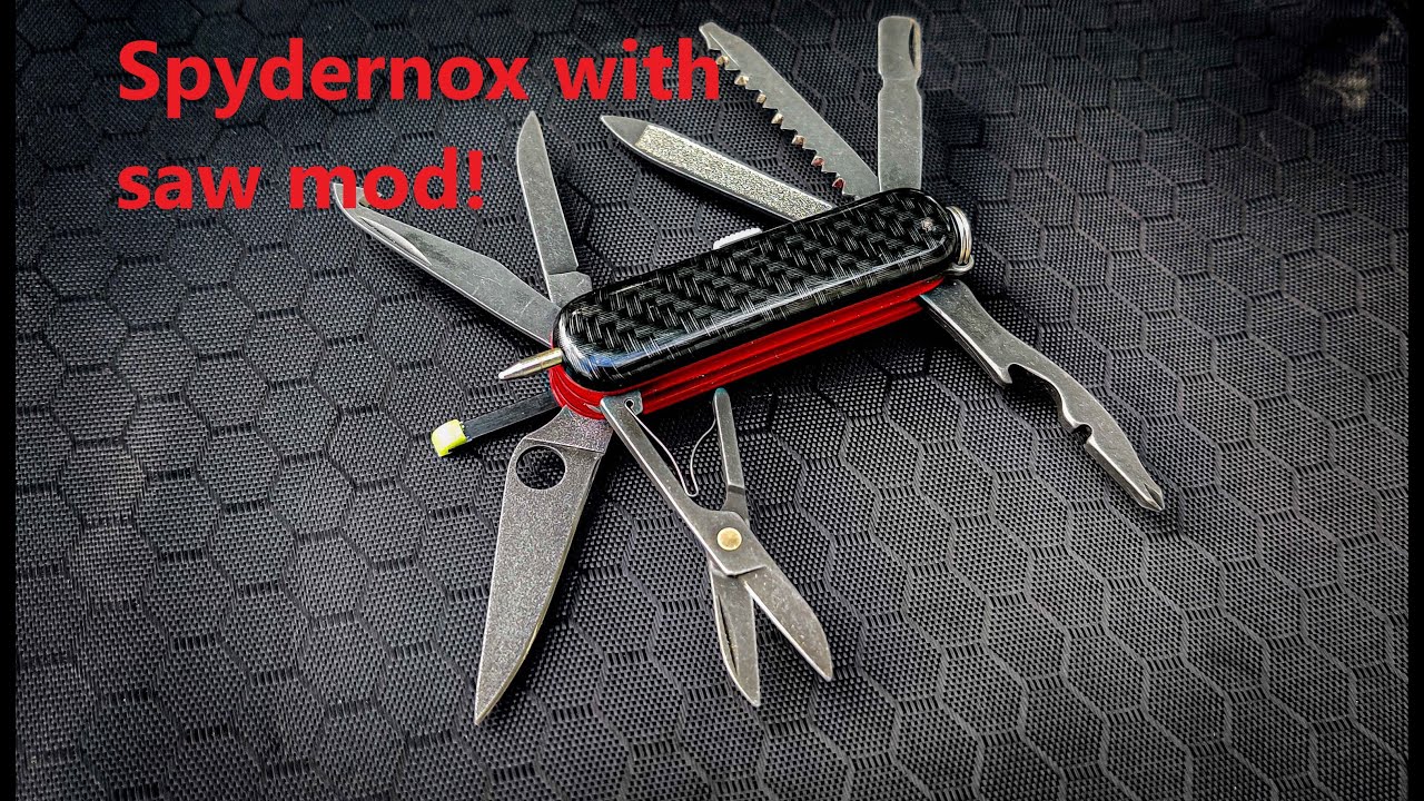 Spydernox with G10 liners and saw mod