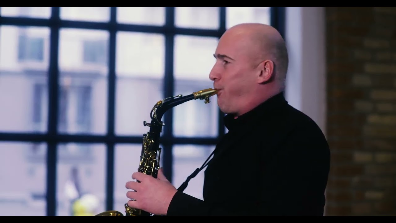 Martin Gucek | Saxophone live show | Event Entertainment | WACE Agency