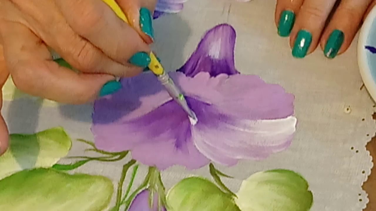 PINTANDO HOJAS Y CAMPANULAS CON LA MAESTRA TERE GREGORIO