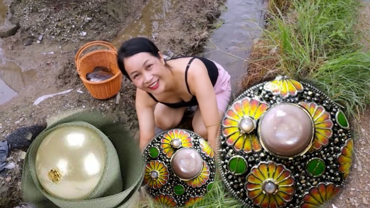 😱😱  Girl discovers incredible green pearl oyster # Pearl