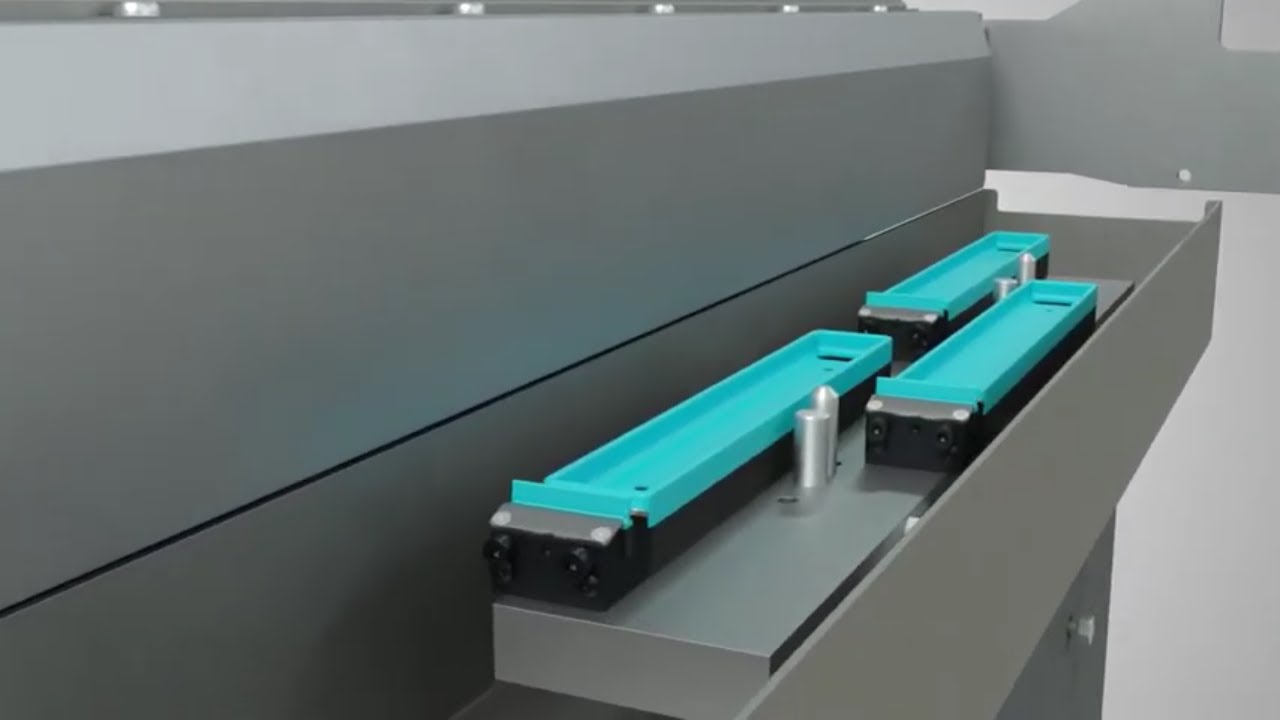 Domino K600i i-Tech CleanCap automated cleaning and capping station - data printing
