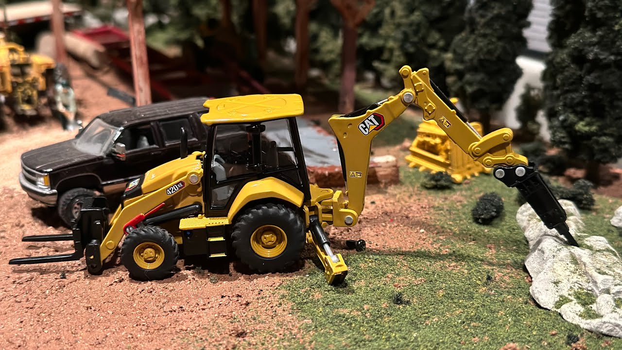 1:64 DieCast Masters Cat 420XE Backhoe!