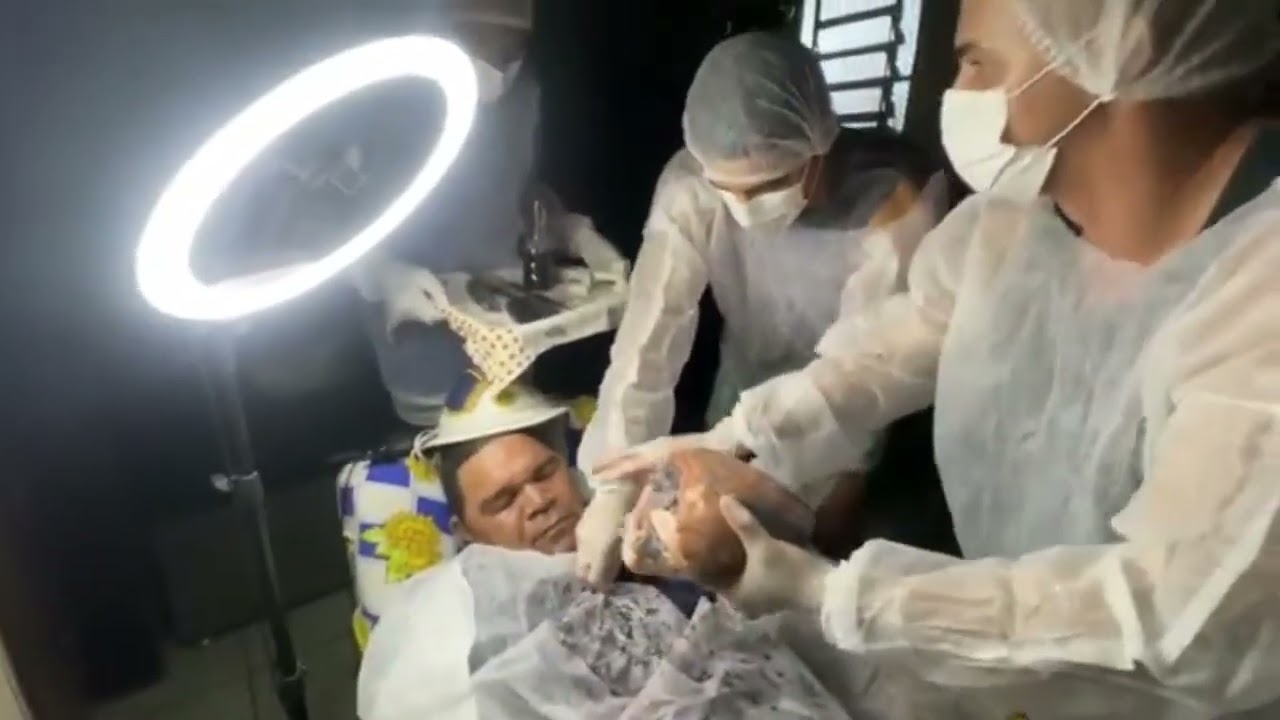 CONTINUA&Ccedil;&Atilde;O DA TROLAGEM DO GALO CEGO ACORDOU NO MEIO DA CIRURGIA (SE ESCREVE  PESSOAL DA UMA FOR&Ccedil;A)