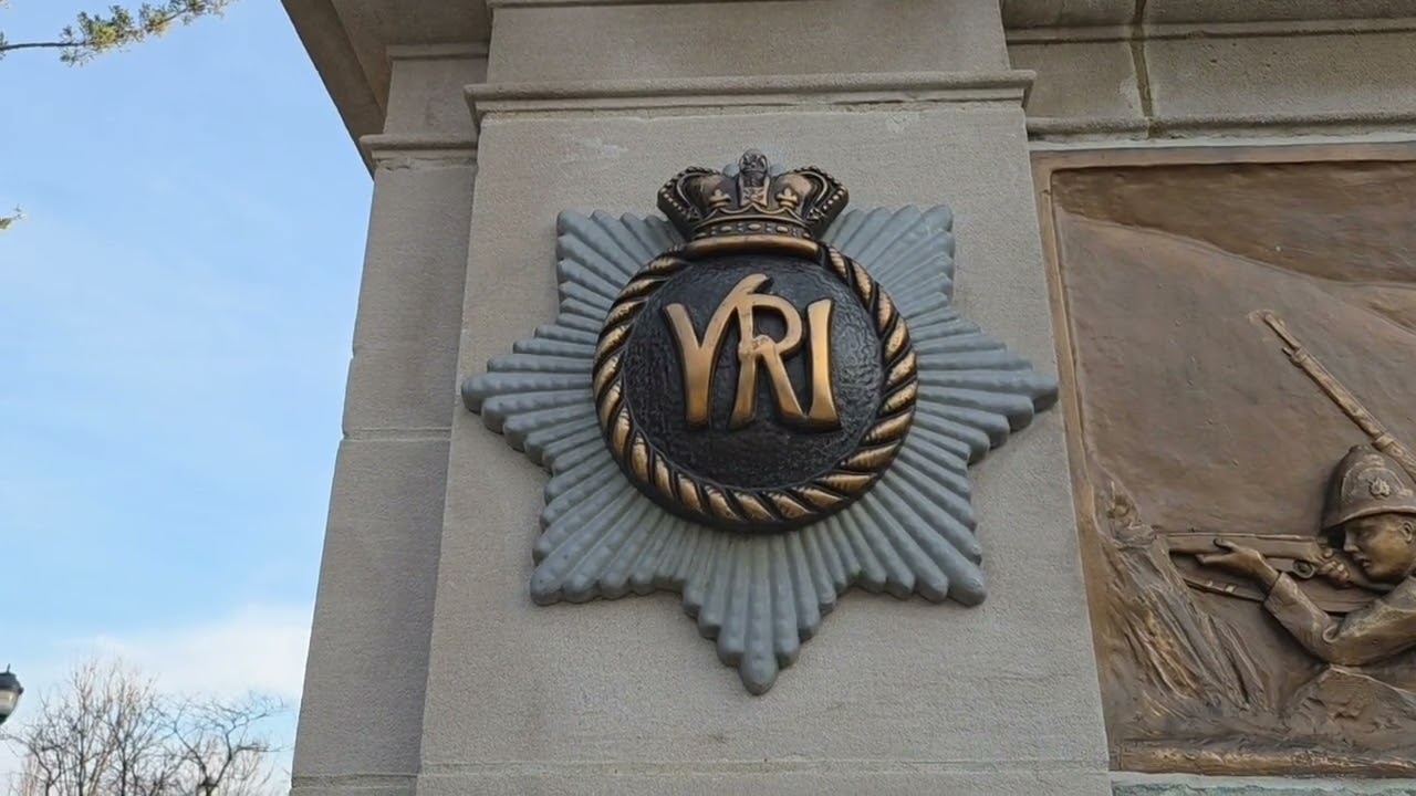 Мемориал англо-бурской войне был открыт в 1906 году в Виндзоре, Онтарио, Канада. #виндзор #истори...