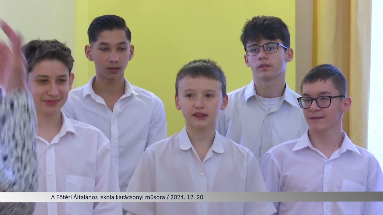 A Főtéri Általános Iskola karácsonyi műsora / 2024. 12. 20.