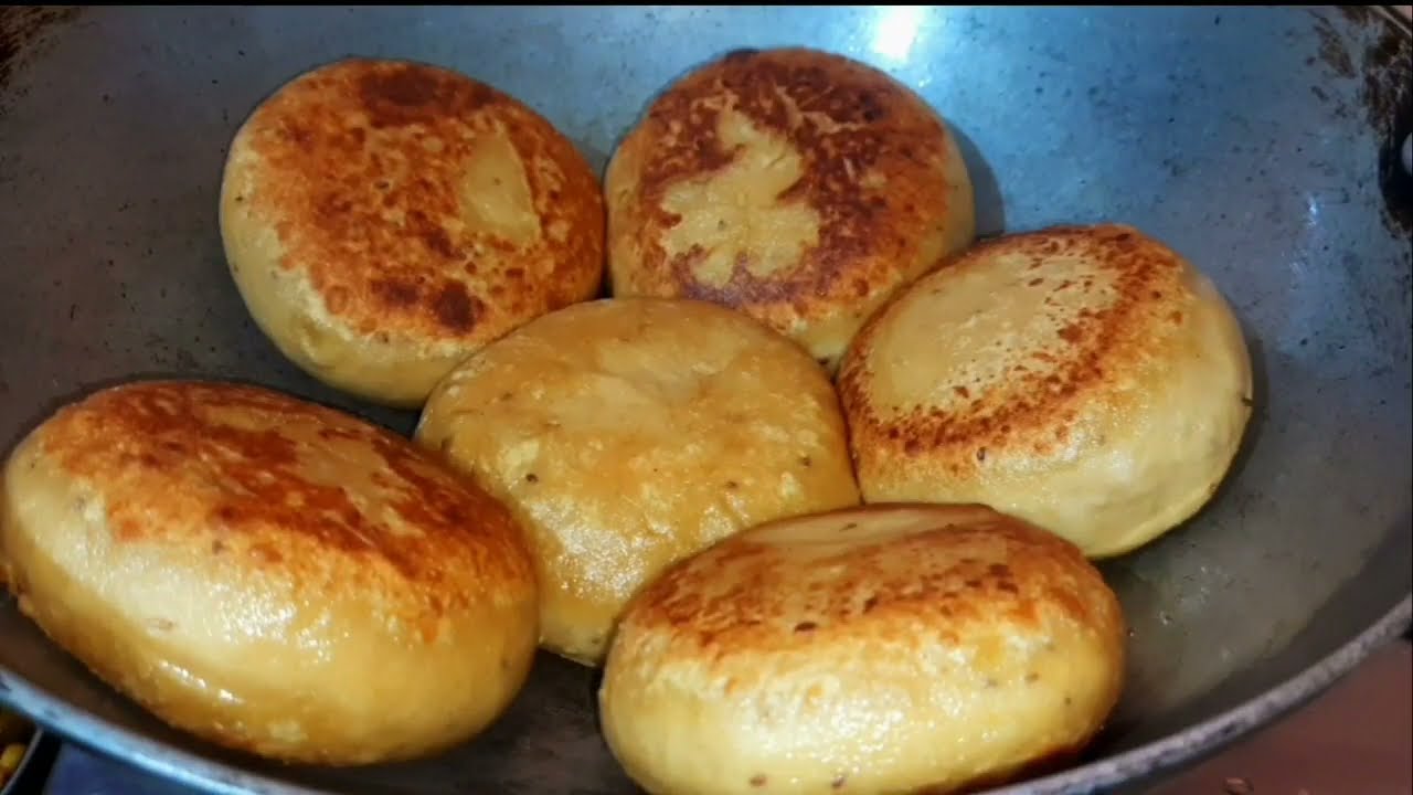 बिना ओव्हन कढाईमधले रोडगे | Bittya Recipe in marathi  | rodge recipe in marathi | rodge