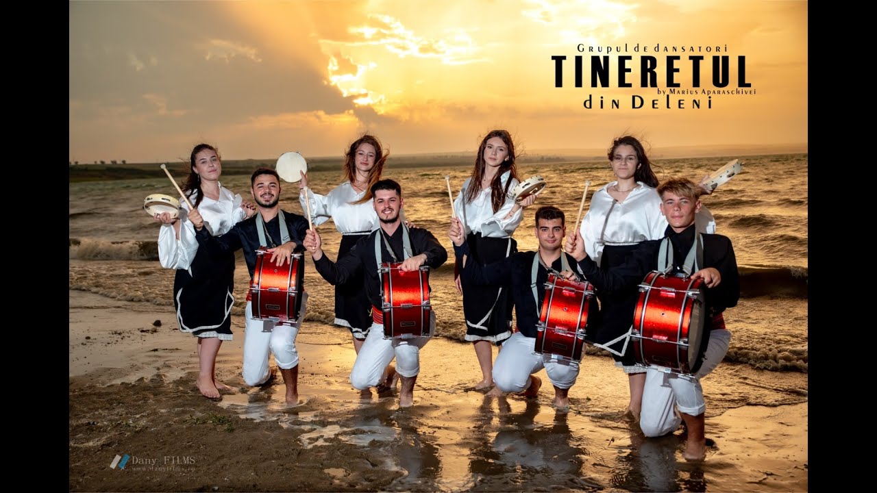 Andra & Pindu-Luna,Luna ( Tineretul din Deleni - Dance )