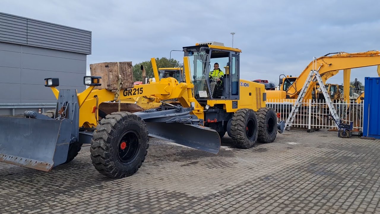 70154130 XCMG GR215