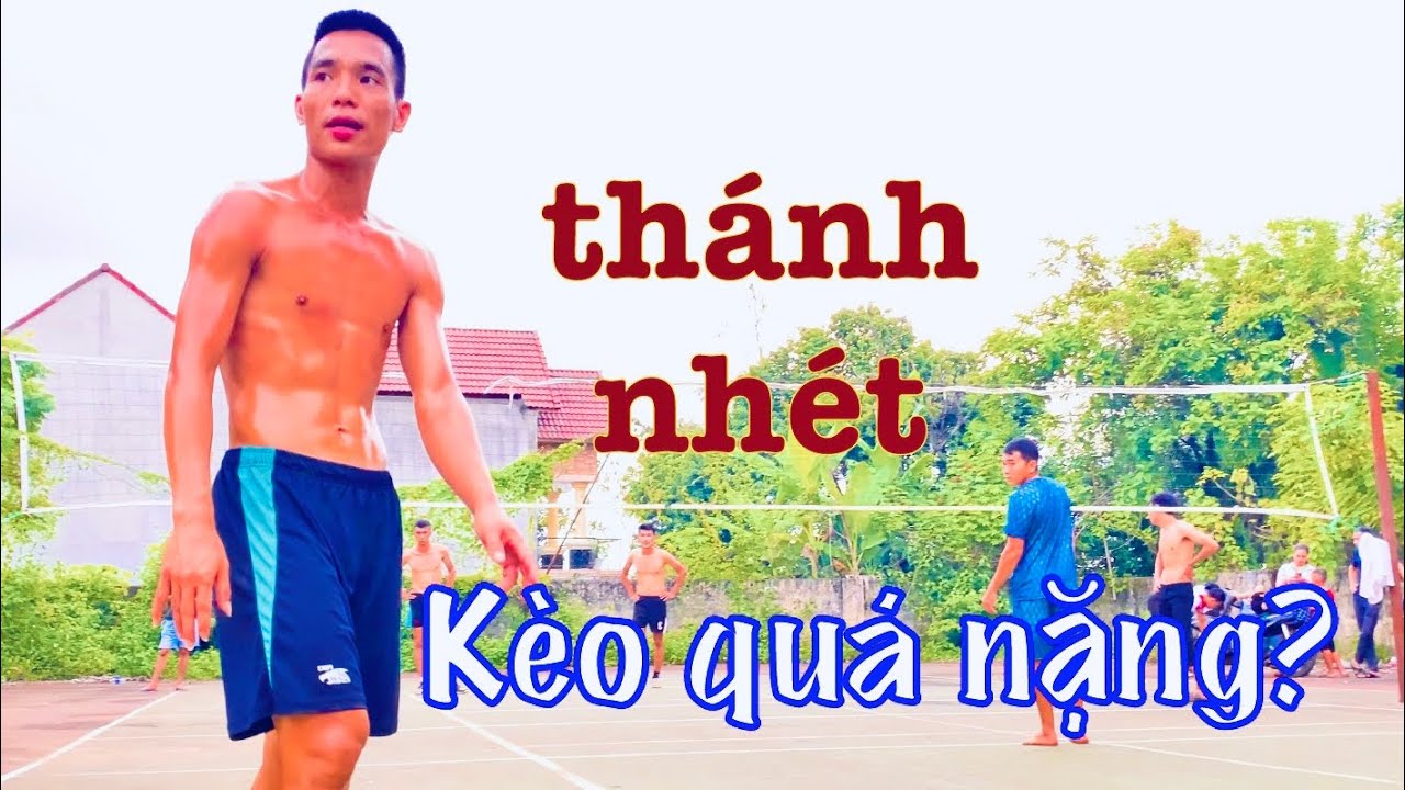 Dị nhân Hùng Bình Định 1m62 đôi công với 2 máy 1m82