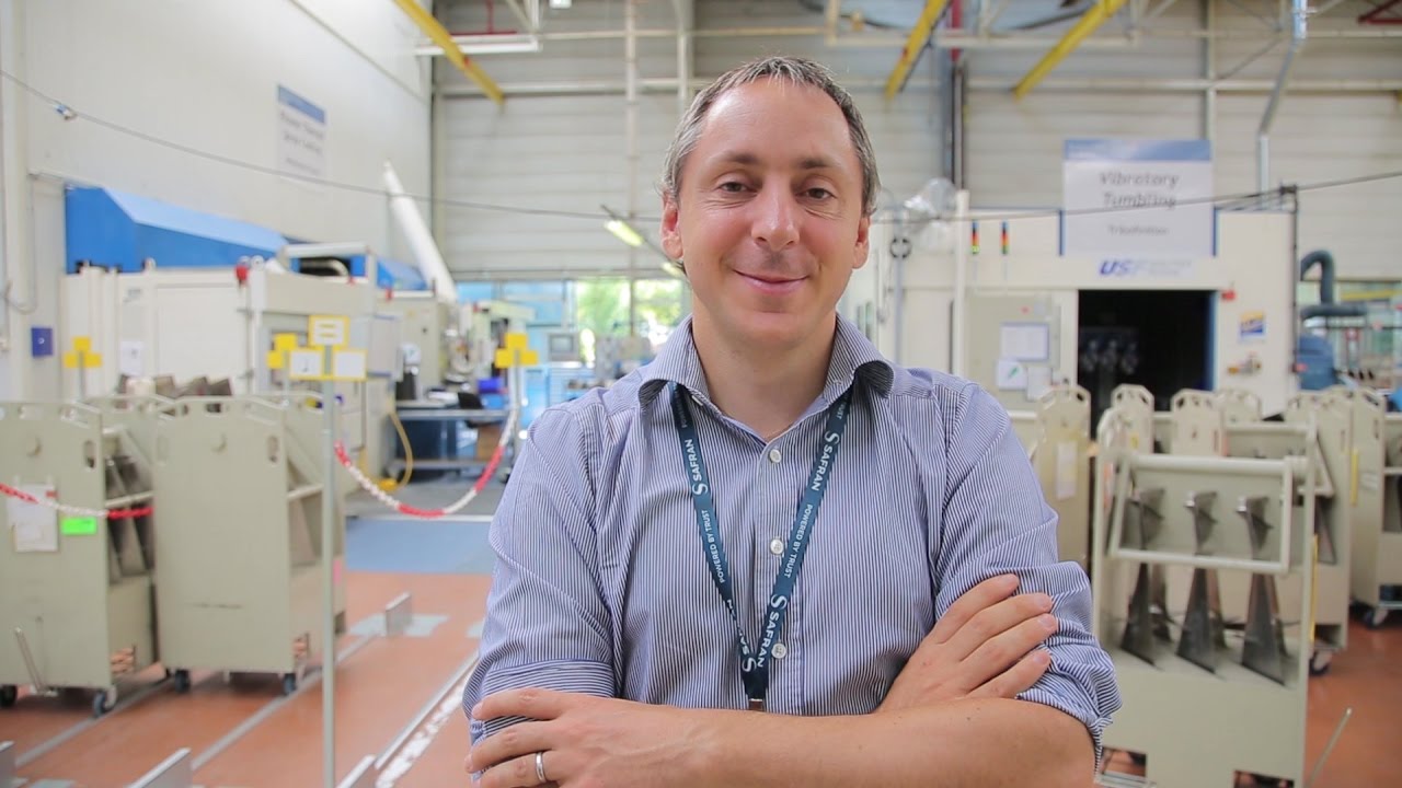 Olivier, Line manager