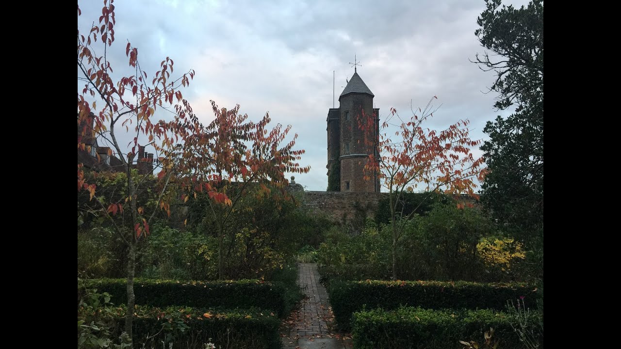 Il giardino di Sissinghurst in autunno.