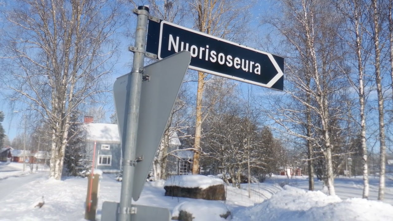 Kyläkierros on tässä kohta käyty nykyisen talvena ajan läpi koko kylän siis ja kokonaisuus..
