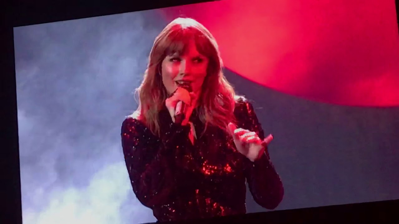 Taylor Swift at AMAS 2018 Live FULL PERFORMANCE