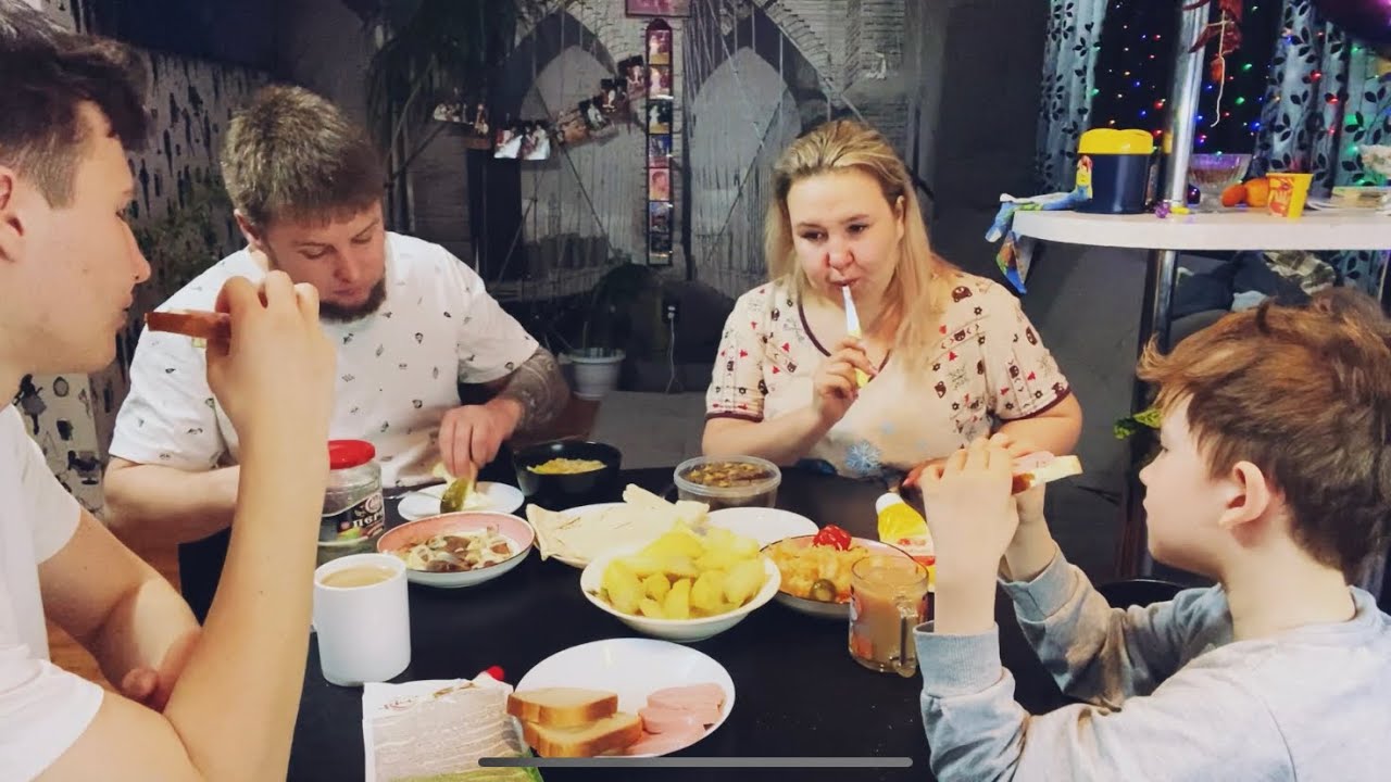 Мукбанг❤️едим пока естся🤗