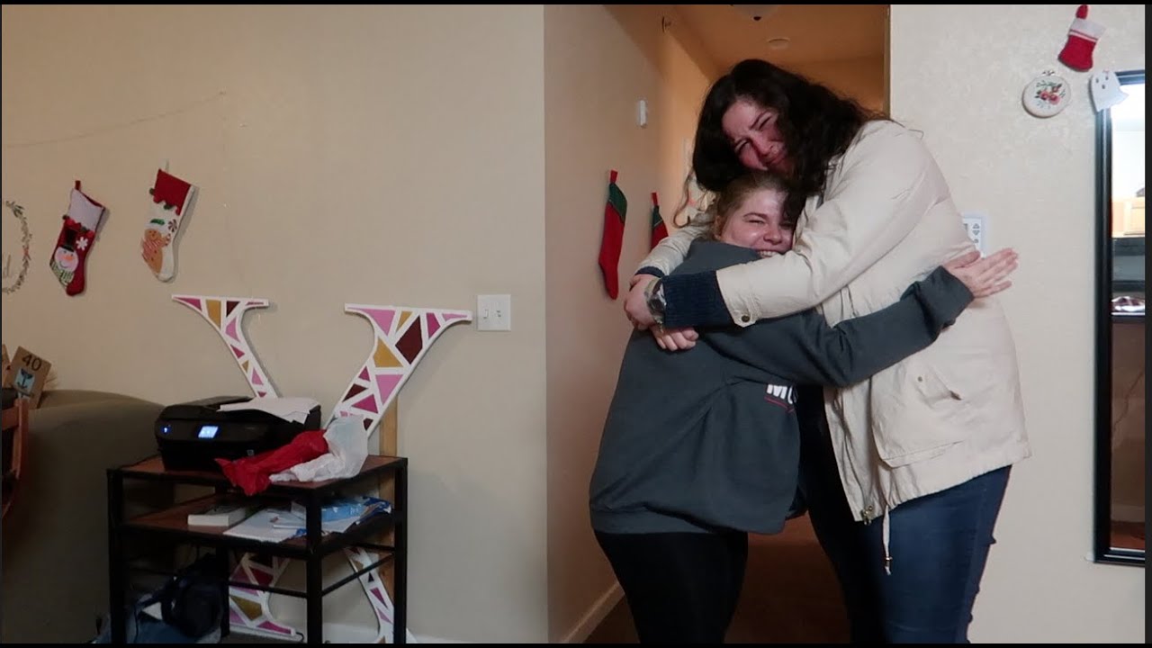 saying goodbye to caylan | vlogmas #7