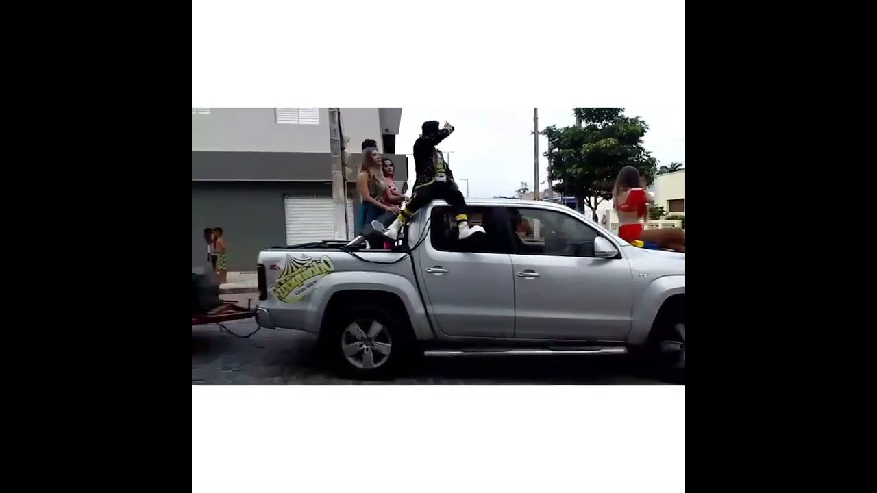 carreata do fuxiquinho circo show