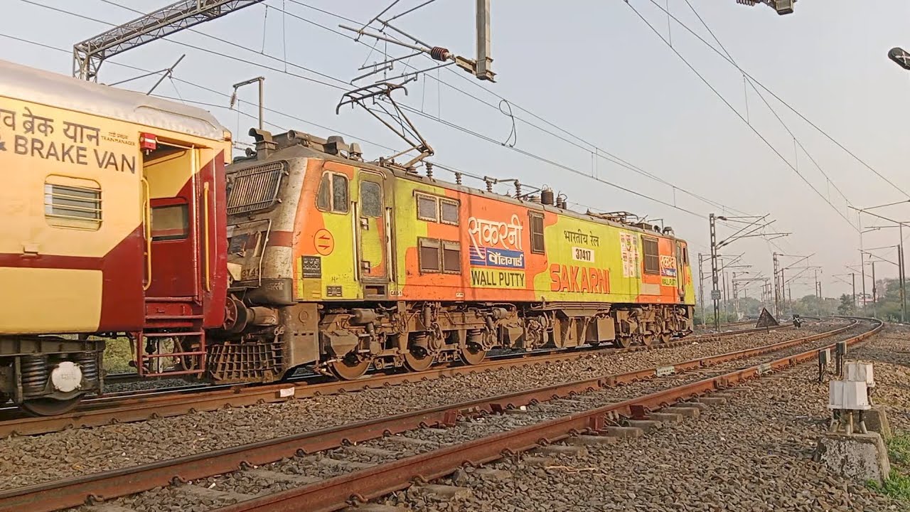 22146 Rewa - Bhopal Superfast Express Leading [ Itarsi Wap7 37417 Loco ]