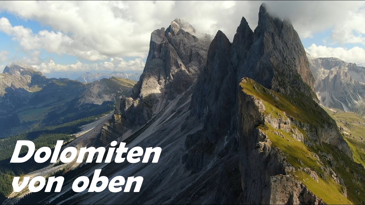 Dolomiten von oben / mit Drohne