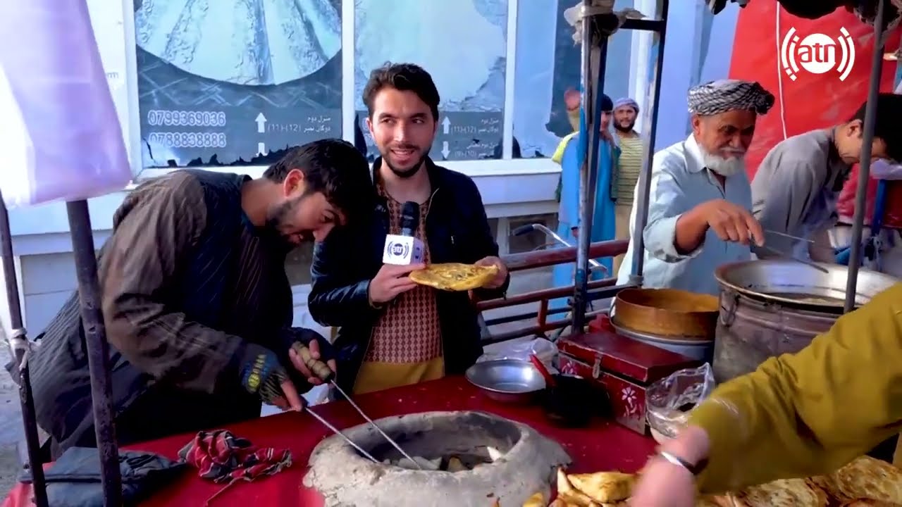 Special layered bread and Samosa in Mazari Sharif / نان ورقی و سمبوسه خوش مزه در مزارشریف