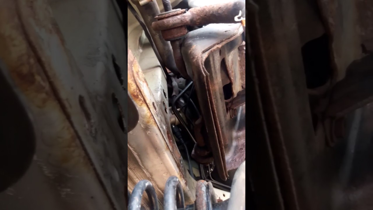 2002 Chrysler sebring convertible rear upper ball joints