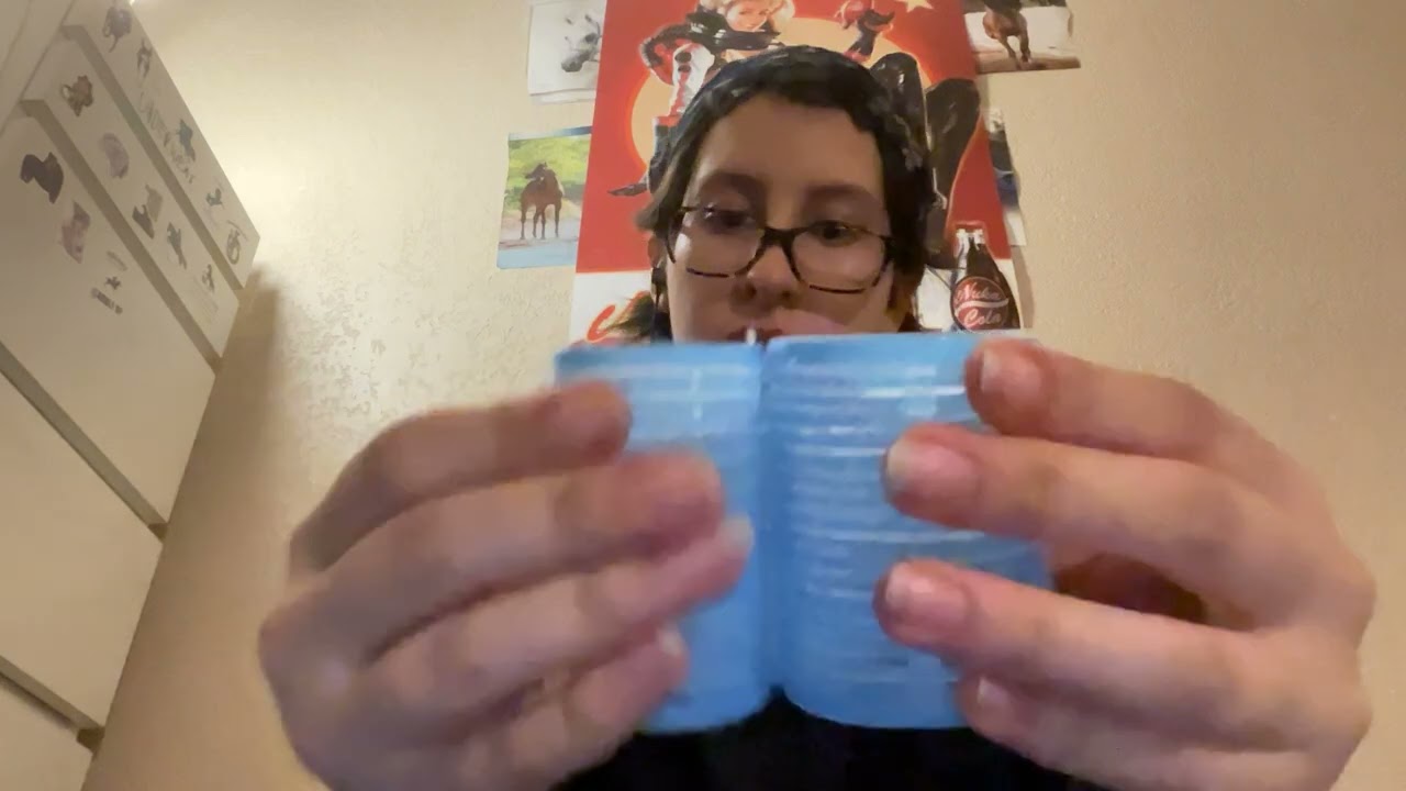 ASMR tapping and scratching 