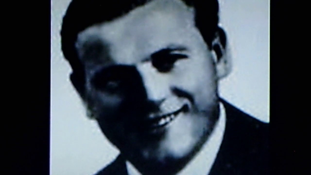 Gene Austin:  