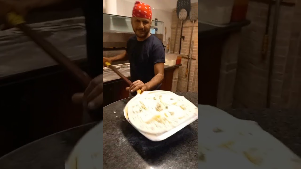 pizza 4 formaggi con noce miele 🍯 #pizza#pizzatime #italianfood #pizzaitaliana #fypシ゚viral