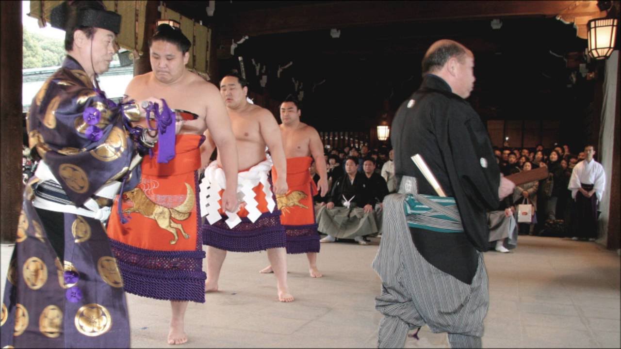 Dezuiri 手数入り of Asashoryu 朝青龍 Sumo ring entering ritual Meiji Jingu 明治神宮 Tokyo Kari Gr&ouml;hn karigrohnc