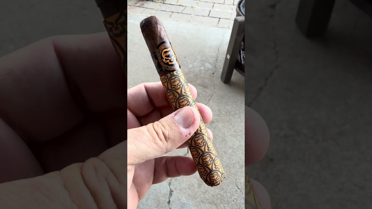 Asylum 867 Auntie Corona 46 x 5 3/4 Flavored Pumpkin Stick !