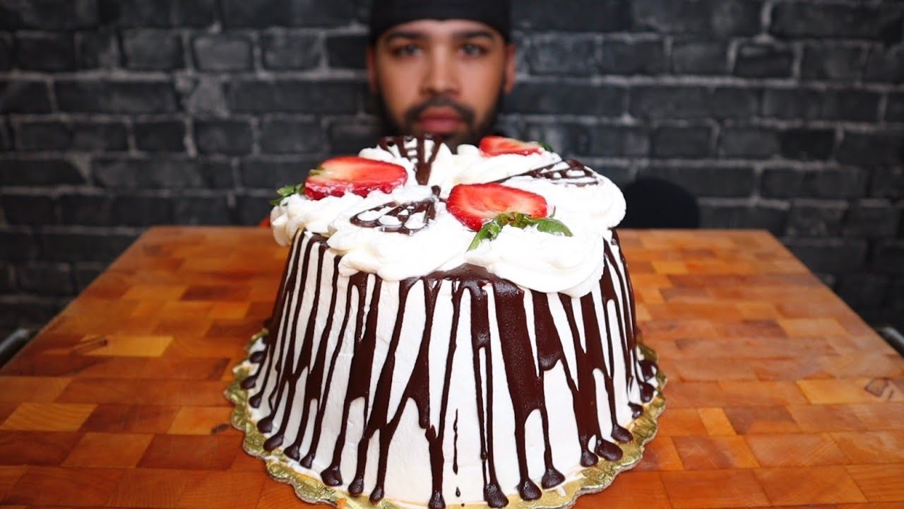 (ASMR) ОБЗОР ФРУКТОВОГО ТОРТА «АНГЕЛ» СО ВЗБИТЫМИ СЛИВКАМИ