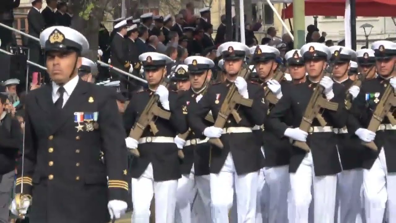 Desfile Valparaíso 18 Septiembre de 2023 en Honor a los 213 años de la Primera Junta de Gobierno