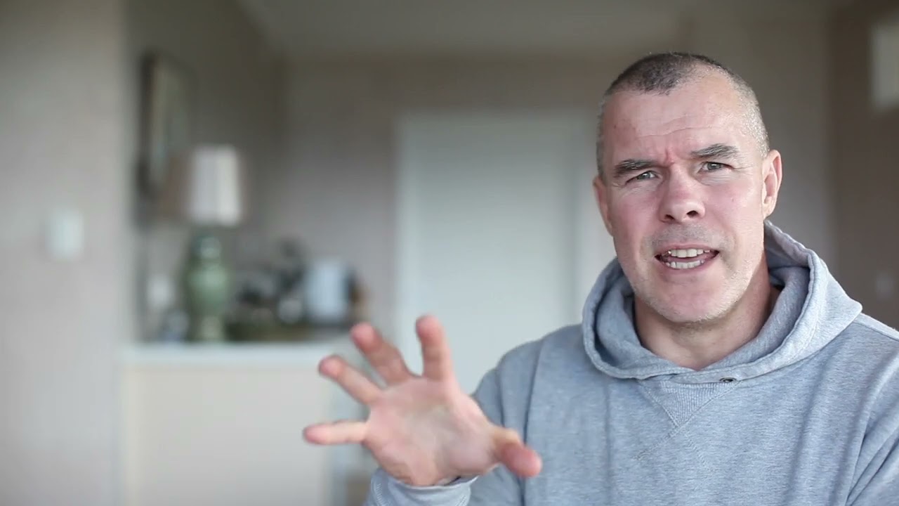 Welcome to Editorial Essentials | Photoshoots & Session Styling