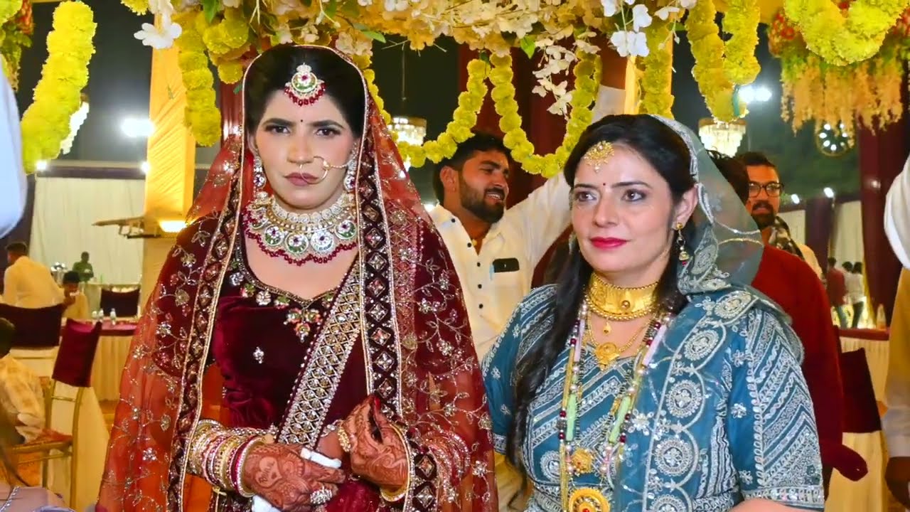 03 Rahul Weds Aarti