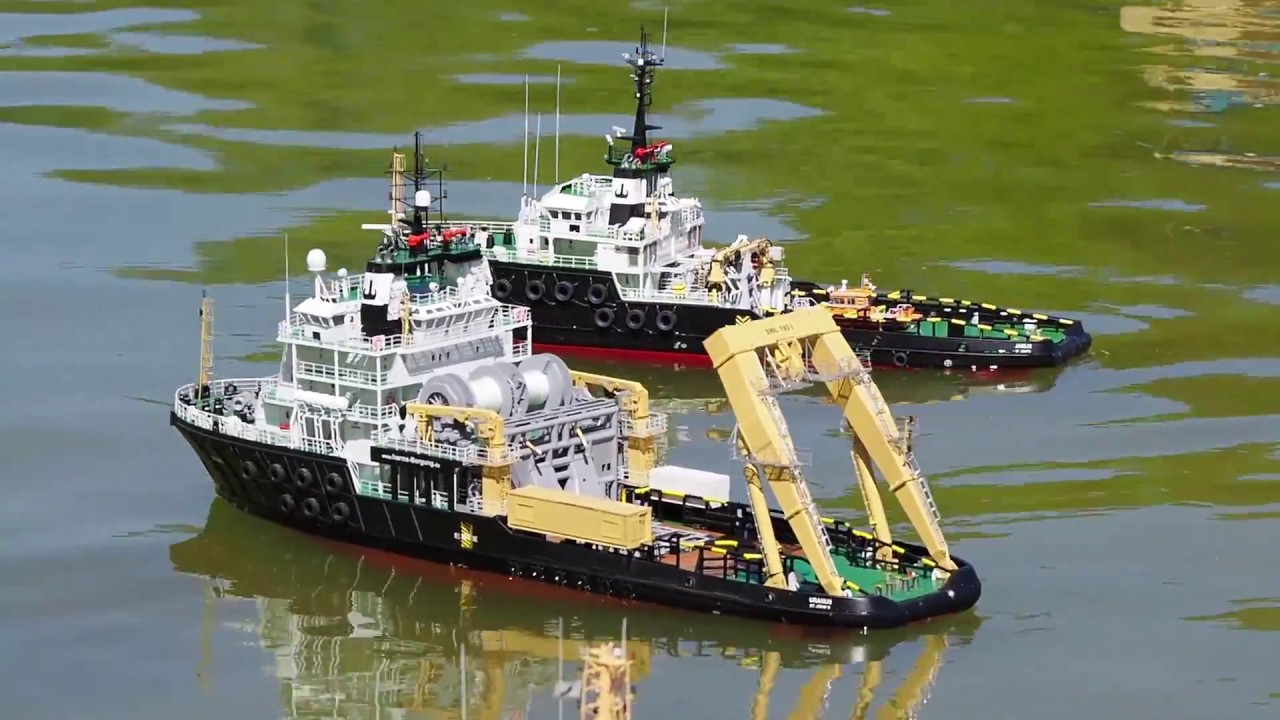 Offshore Versorger AHT URANUS von Hans-J&uuml;rgen Mottschall aus SchiffsModell