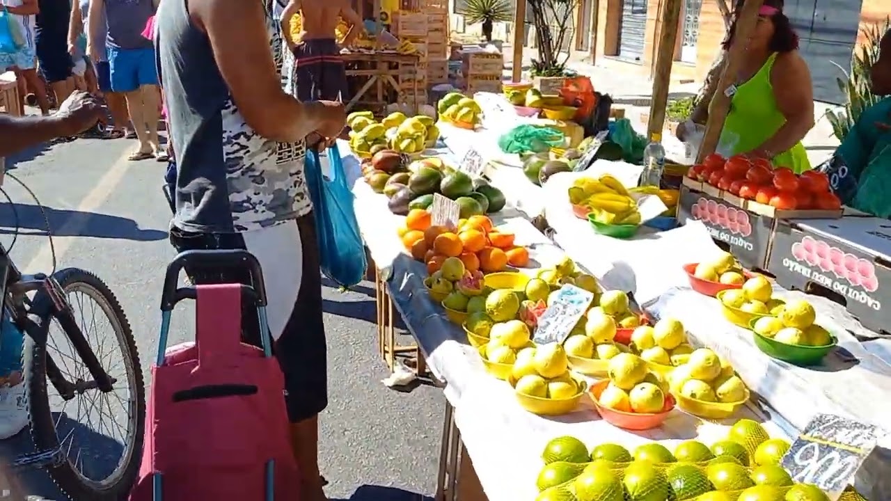 feira livre na rua Mirandela em nilopolis domingo dia 29/05/2022 borave