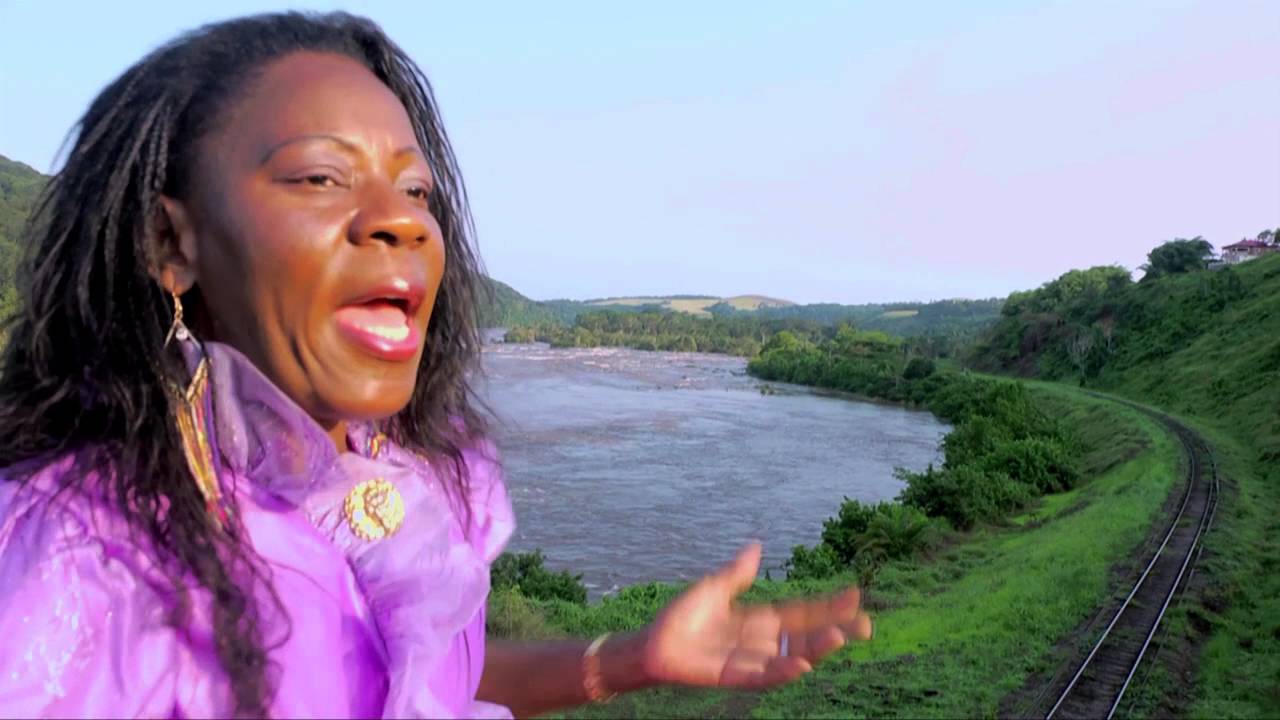adele de nze - elarmeyong