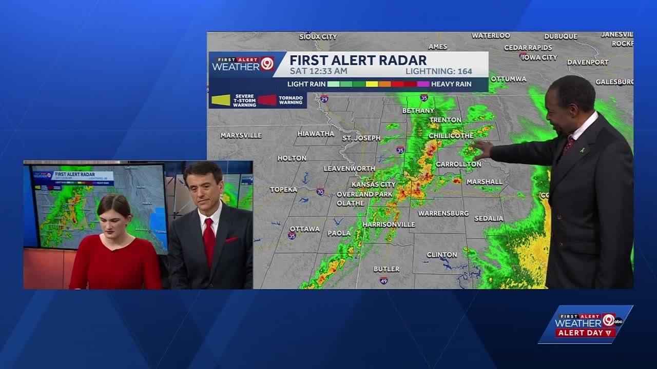 Power outages reported after overnight tornado warning in Kansas City